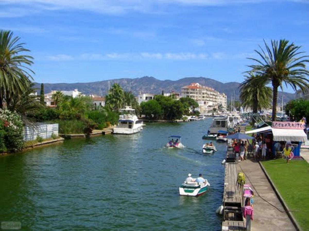 Goldhome - Sylvia - Vistas Espectaculares Al Mar Empuriabrava Buitenkant foto