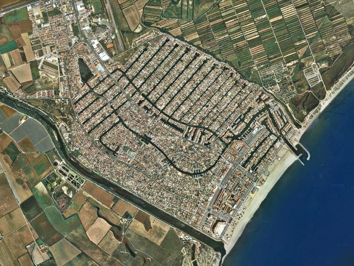 Goldhome - Sylvia - Vistas Espectaculares Al Mar Empuriabrava Buitenkant foto
